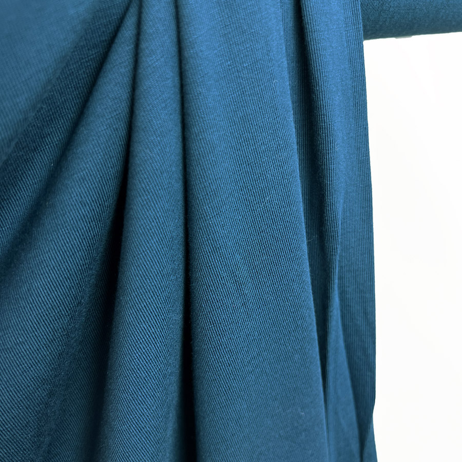 Fabric -Viscose/elastane jersey - Teal.