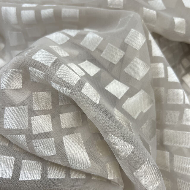 Remnant - Burnt Out - Cream (1m)