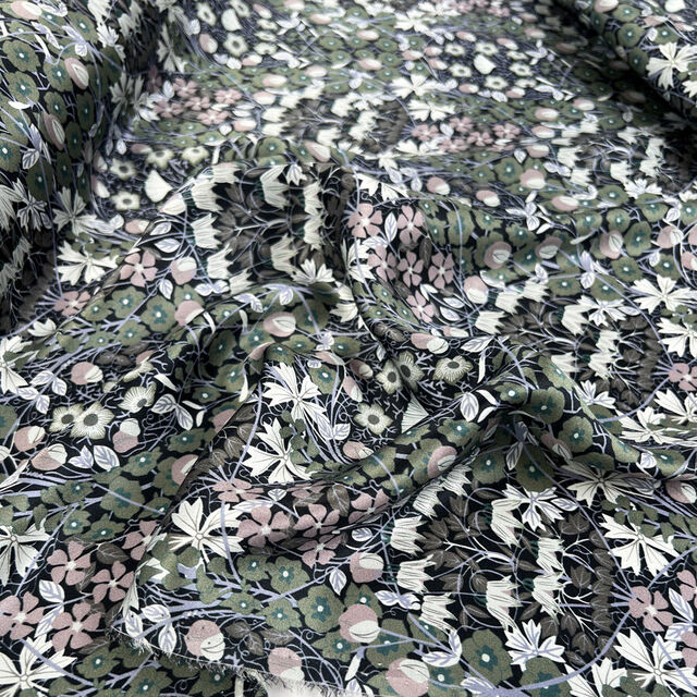 Albany 16 momme Silk - Elizabeth