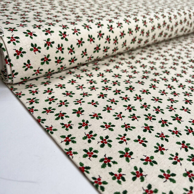 Christmas Cotton - Holly Natural - Medium