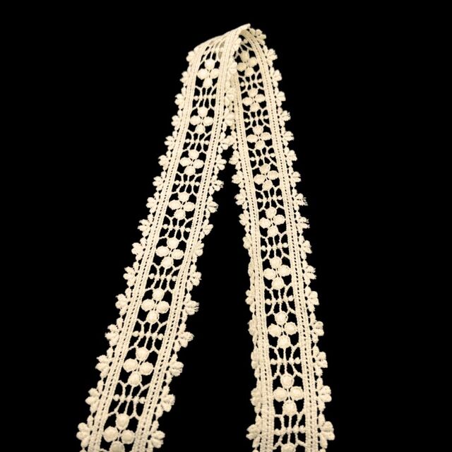 Guipure Lace Trim - Trail - Cream