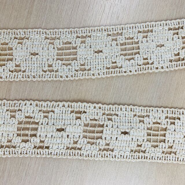 Crochet Lace - Circle - Cream