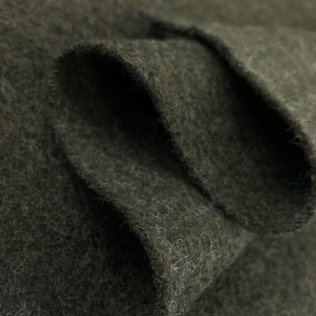 Remnant - Pure Luxury - Boiled Wool - Military Green (0.9m)