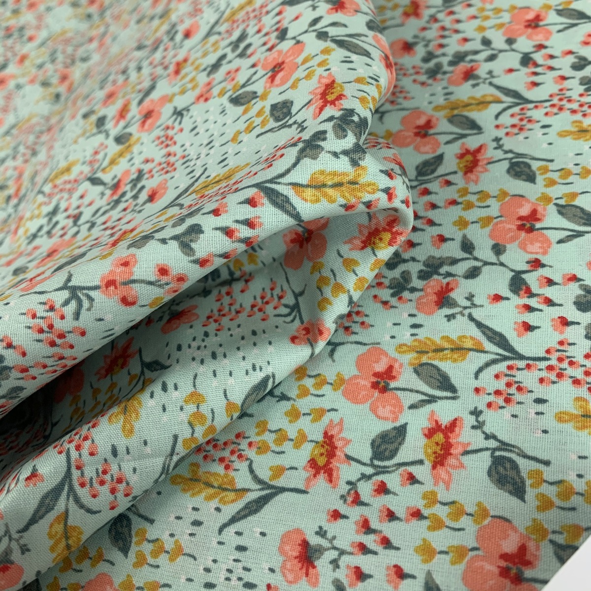 Organic Cotton - Efflorescence - Mint - Floral - GOTS and Oeko-Tex Standard 100 cotton poplin fabric - Fold