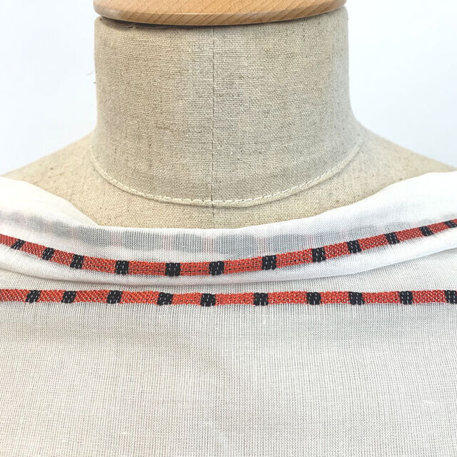 Remnant - What's New Pussycat – Red (2.3m)