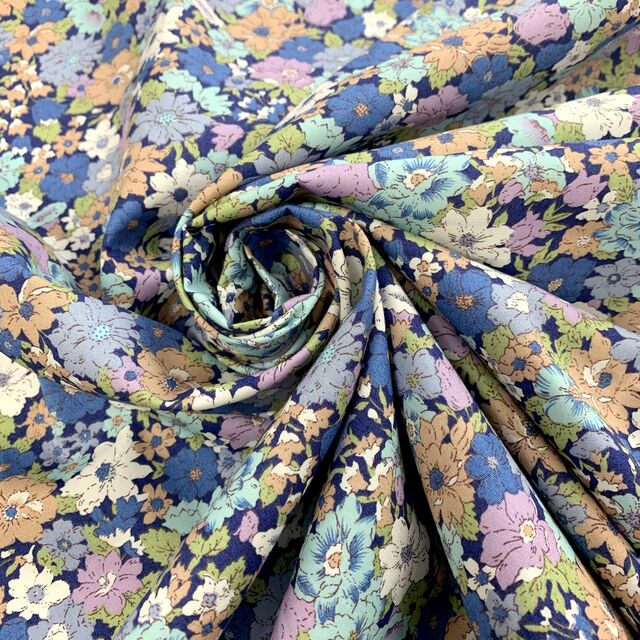 Poplin Print - Country Garden - Navy