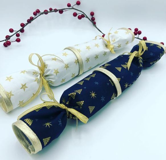 Christmas Crackers- Using craft cotton