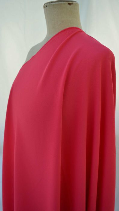 Crepe---Luxury-polyester-crepe---Rose-Pink---m