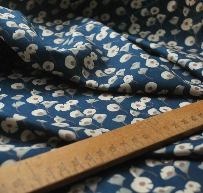 Hanakotoba - Japanese floral - Cotton fabric - Petrol blue - s