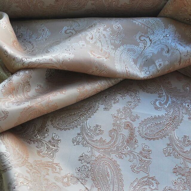 Paisley Changeant Lining - Gold