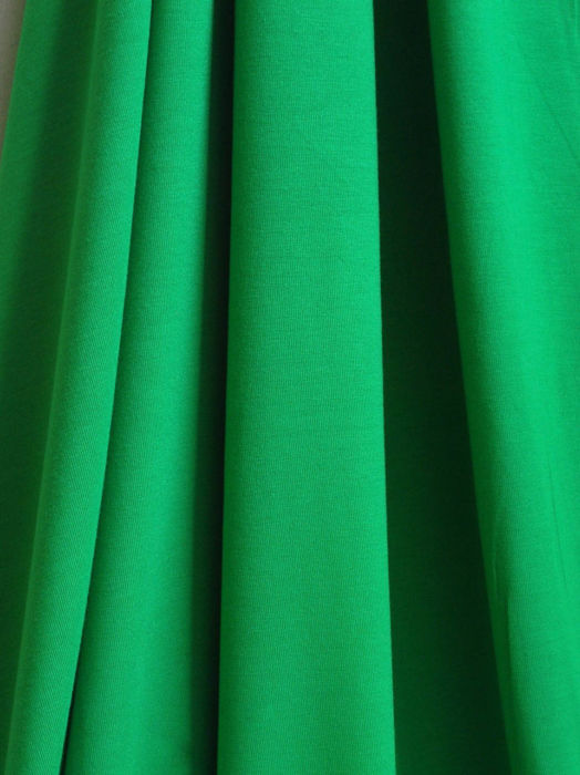 Viscose Jersey - Bright Emerald - d