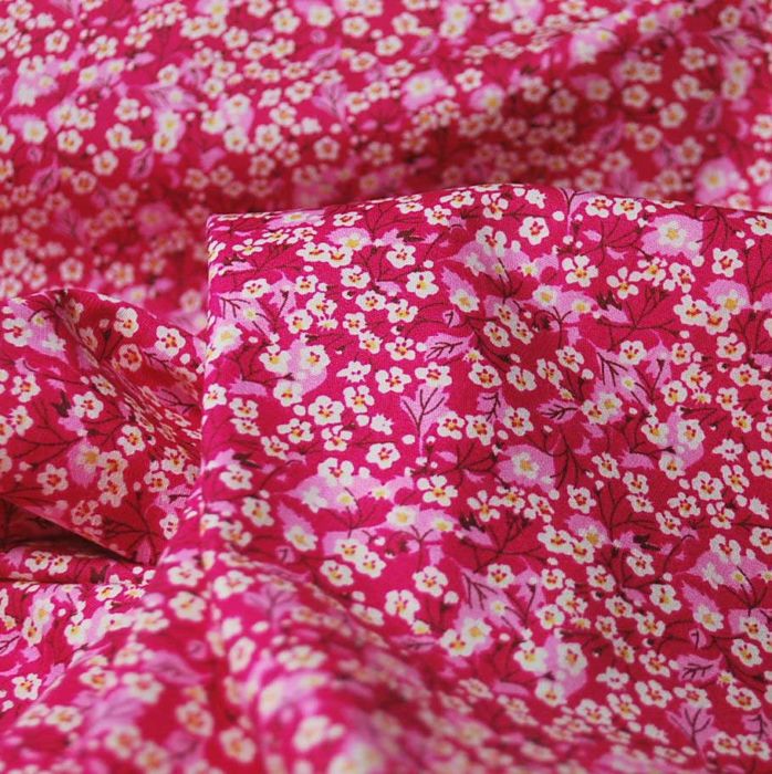 Poplin-Print---Cotton-dress-and-craft-fabric---Cleo---Pink---cu