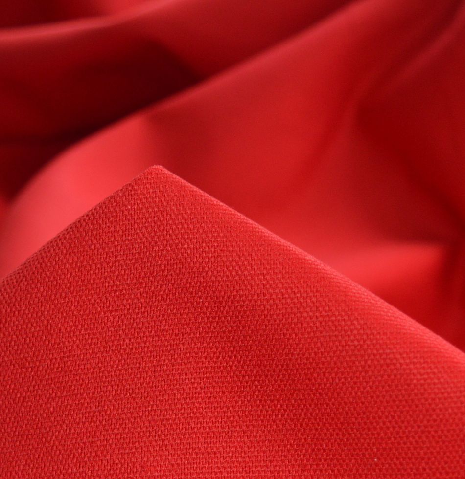 Remnant (1m) - Red Cotton Canvas Outdoor Craft Fabric